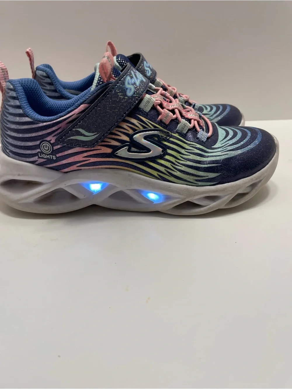 Skechers Kids Light-Up Zebra Wave Sneakers - Navy/Blue/Pink